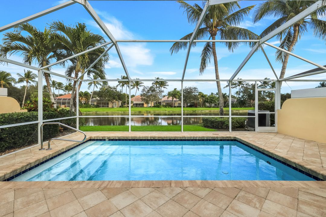 5058 Kingston Way, Naples, FL 34119