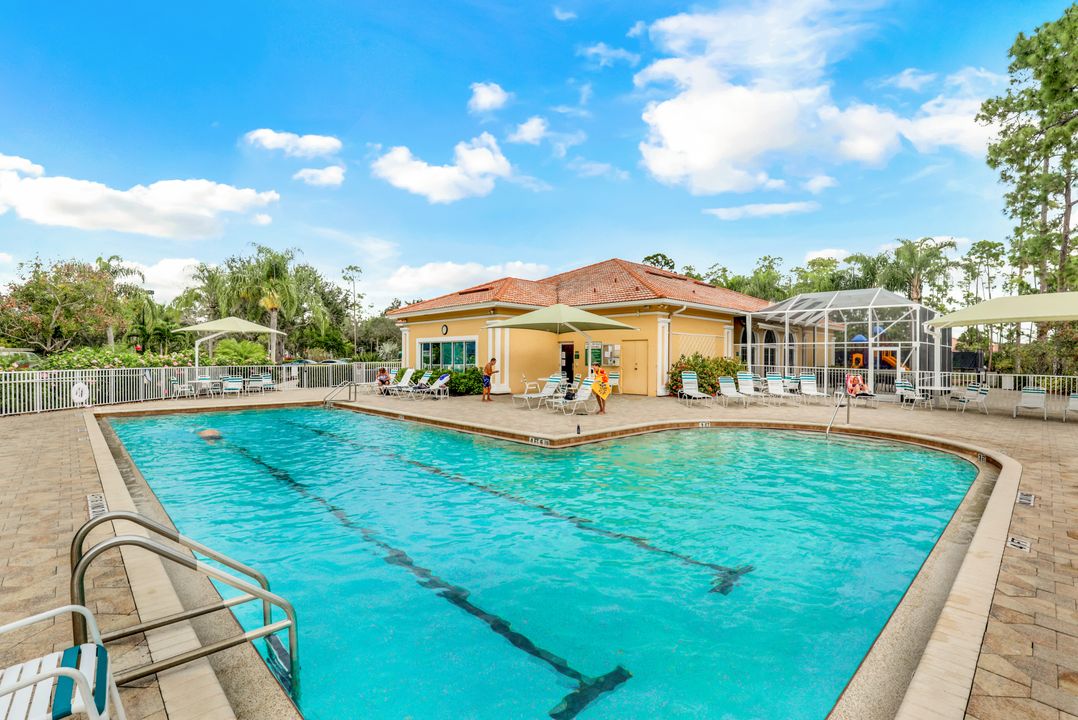 5070 Cedar Springs Dr #203, Naples, FL 34110