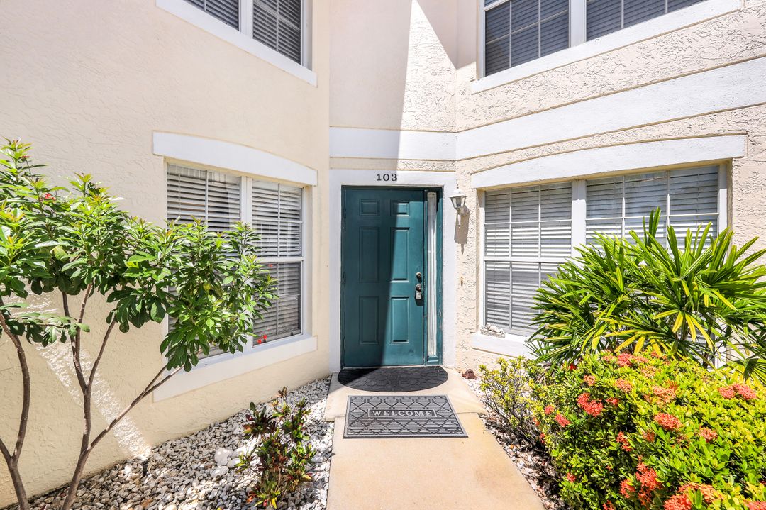 4970 Deerfield Way #103, Naples, FL 34110