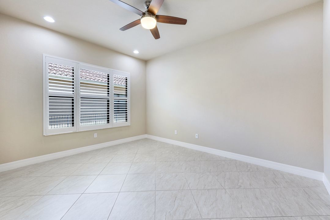 11532 Stonecreek Cir, Fort Myers, FL 33913