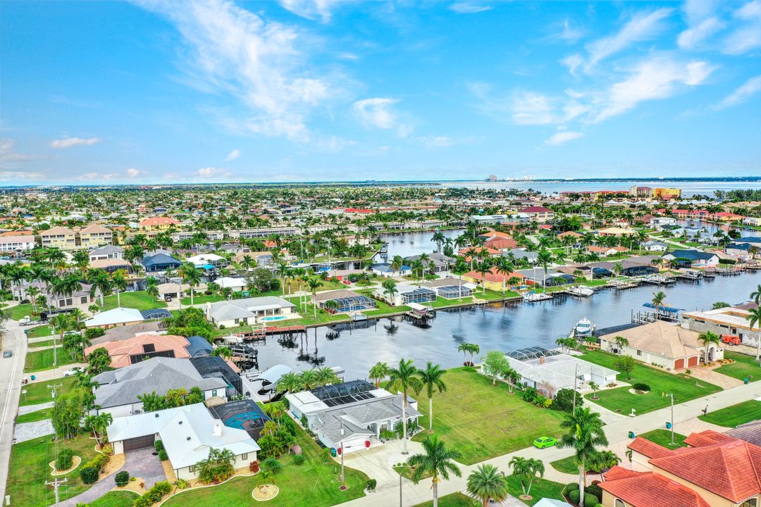 1709 SE 44th Terrace, Cape Coral, FL 33904