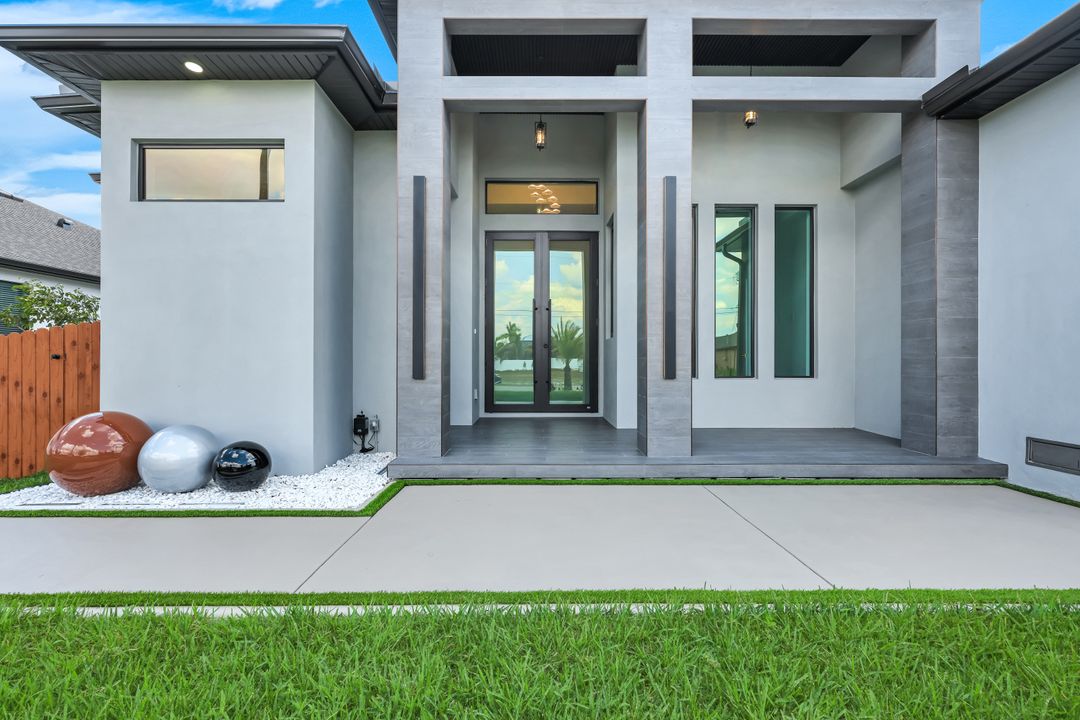 3606 SW 3rd St, Cape Coral, FL 33991