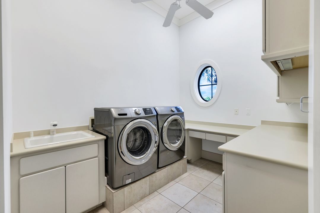 1450 Gulfstar Dr S, Naples, FL 34112