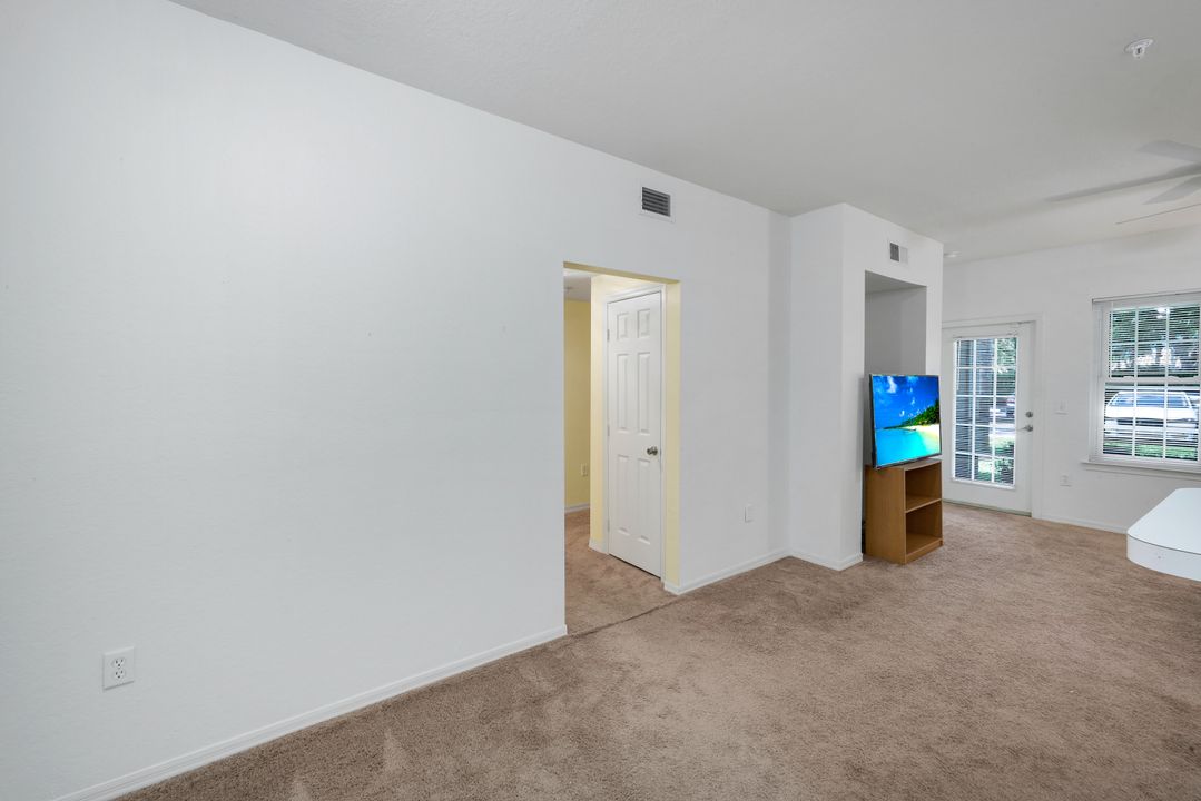 23600 Walden Center Dr #105, Estero, FL 34134