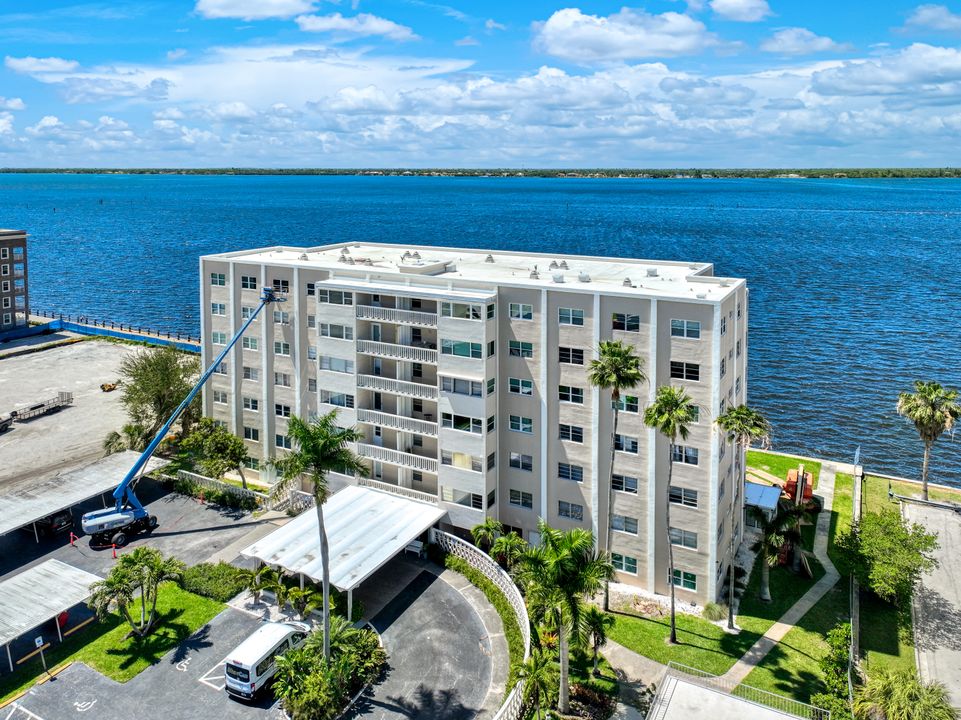 1900 Clifford St  #507, Fort Myers, FL 33901