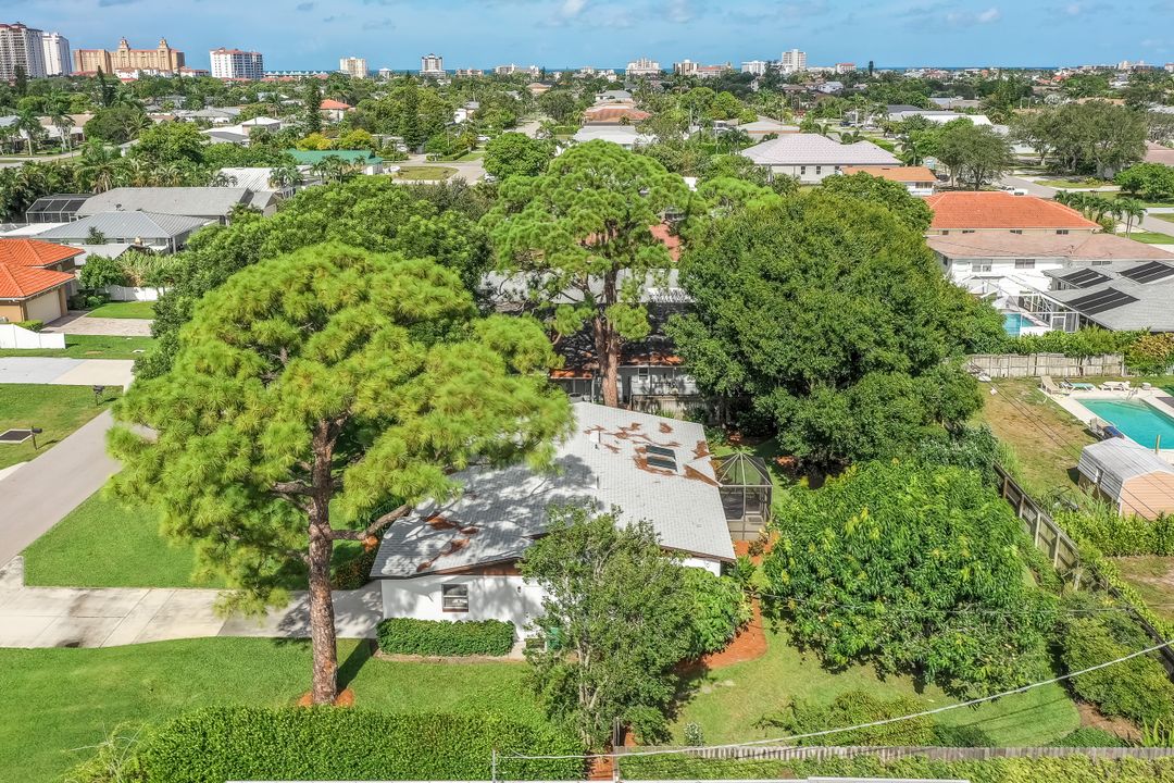 741 95th Ave N, Naples, FL 34108