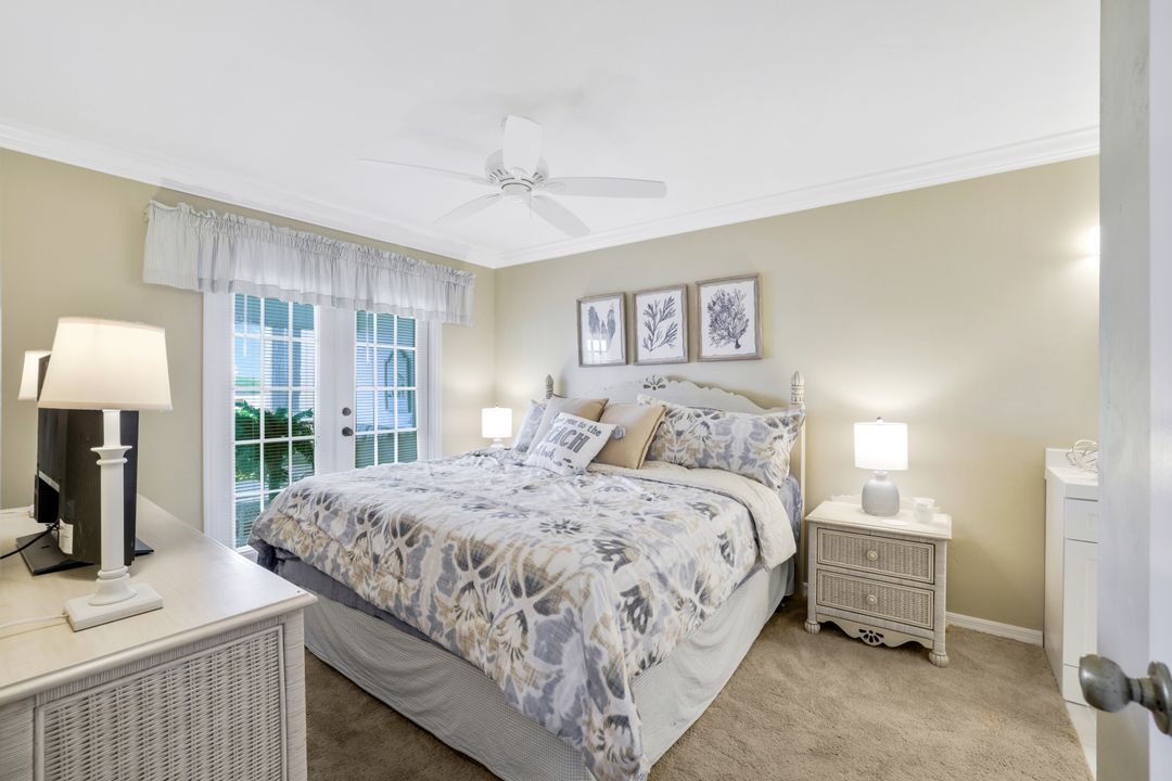 1045 Mainsail Dr #402, Naples, FL 34114