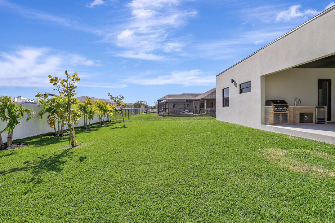 121 NW 36th Ave, Cape Coral, FL 33993