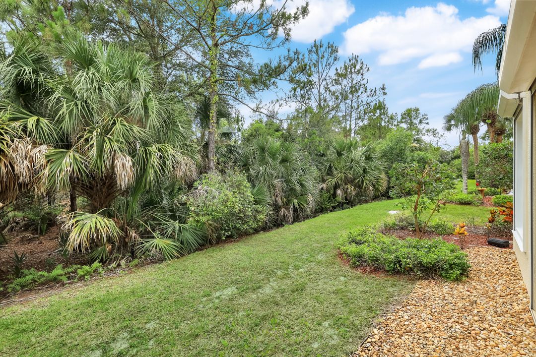 1445 Tiffany Ln #202, Naples, FL 34105