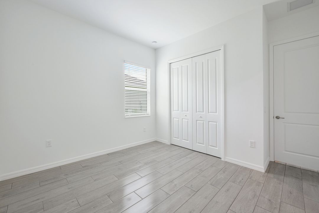 5781 Kingston Pl, Immokalee, FL 34142