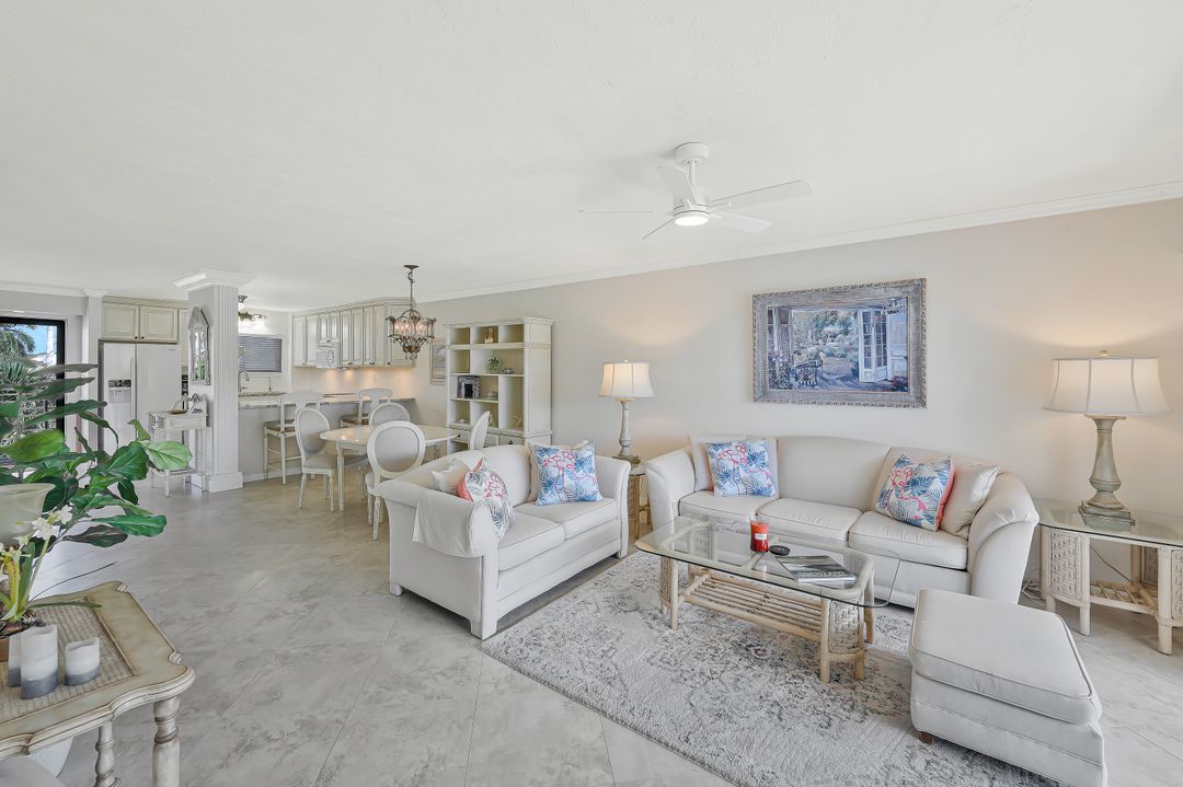 226 3rd St #206, Bonita Springs, FL 34134