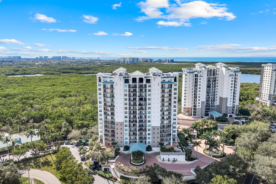 455 Cove Tower Dr #902, Naples, FL 34110