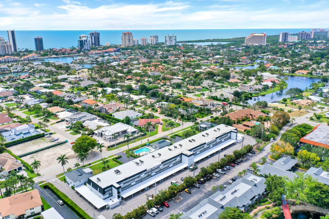 4200 Belair Ln #111, Naples, FL 34103