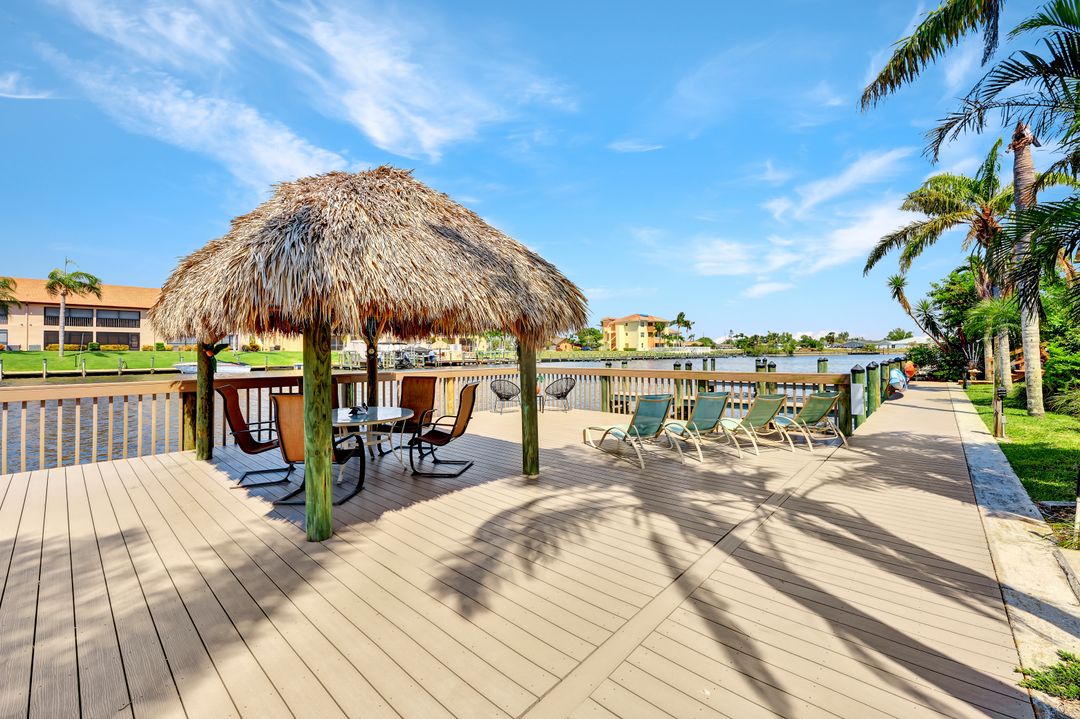 3819 SE 11th Pl, Cape Coral, FL 33904