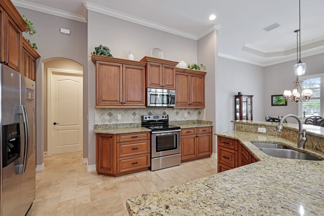 598 Fieldstone Dr, Marco Island, FL 34145