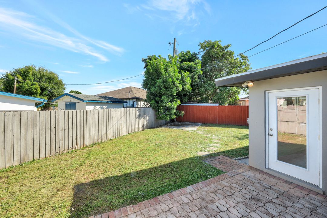 27965 Lime St, Bonita Springs, FL 34135