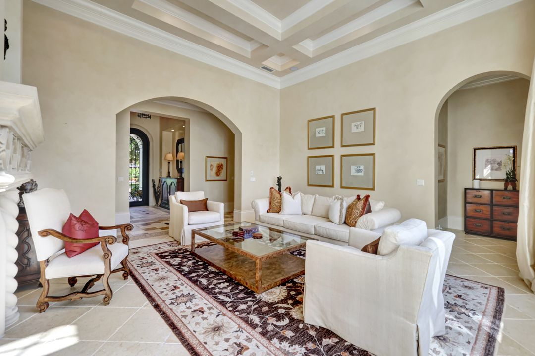 2249 Miramonte Ct, Naples, FL 34105