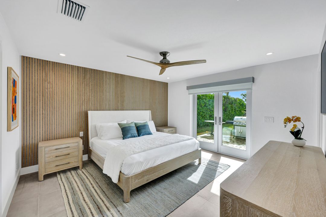 432 Oak Ave, Naples, FL 34108