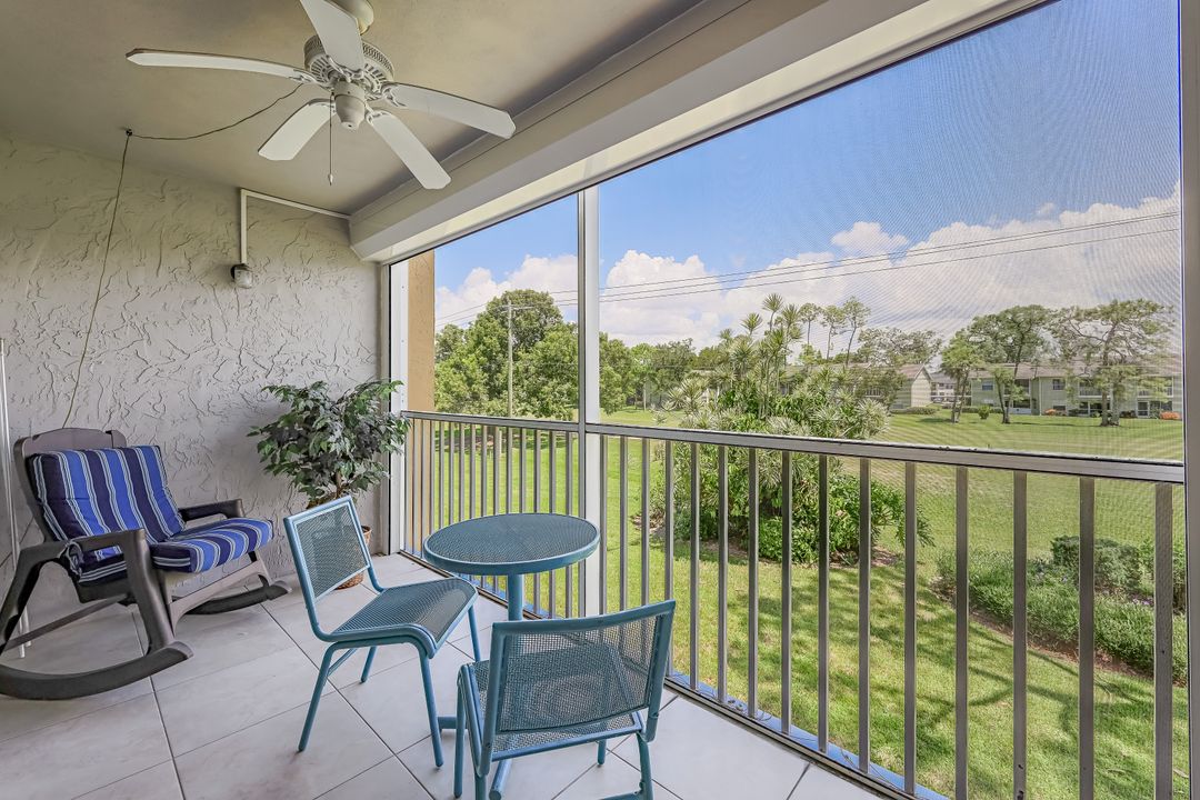 1085 Forest Lakes Dr #8204, Naples, FL 34105