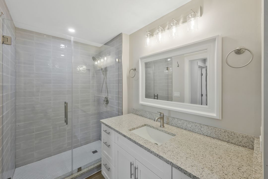 2806 22nd St SW, Lehigh Acres, FL 33976