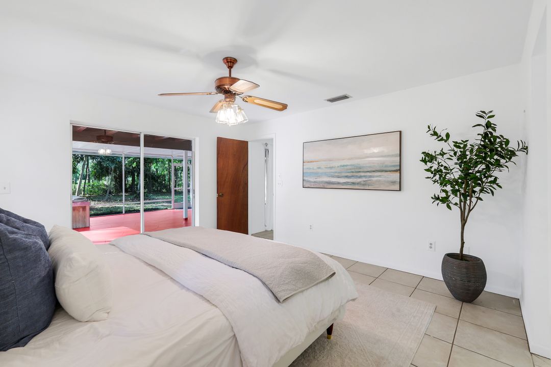 525 Weber Blvd N, Naples, FL 34120