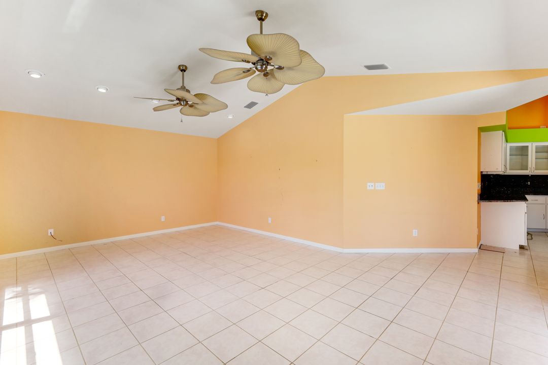2143 SE 5th Ave, Cape Coral, FL 33990