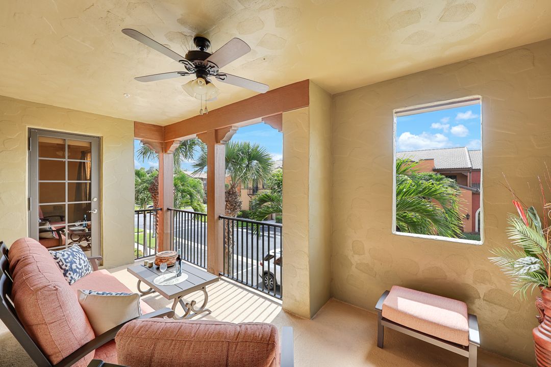 9027 Alturas Ln #3304, Naples, FL 34113