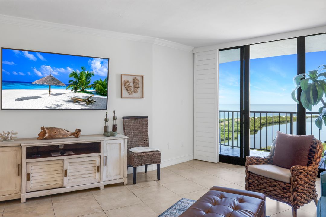 380 Seaview Ct #1808, Marco Island, FL 34145