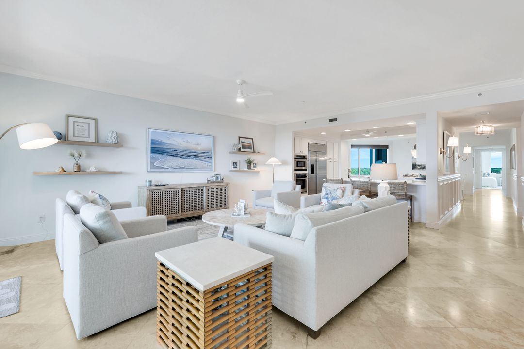 265 Indies Way #502, Naples, FL 34110