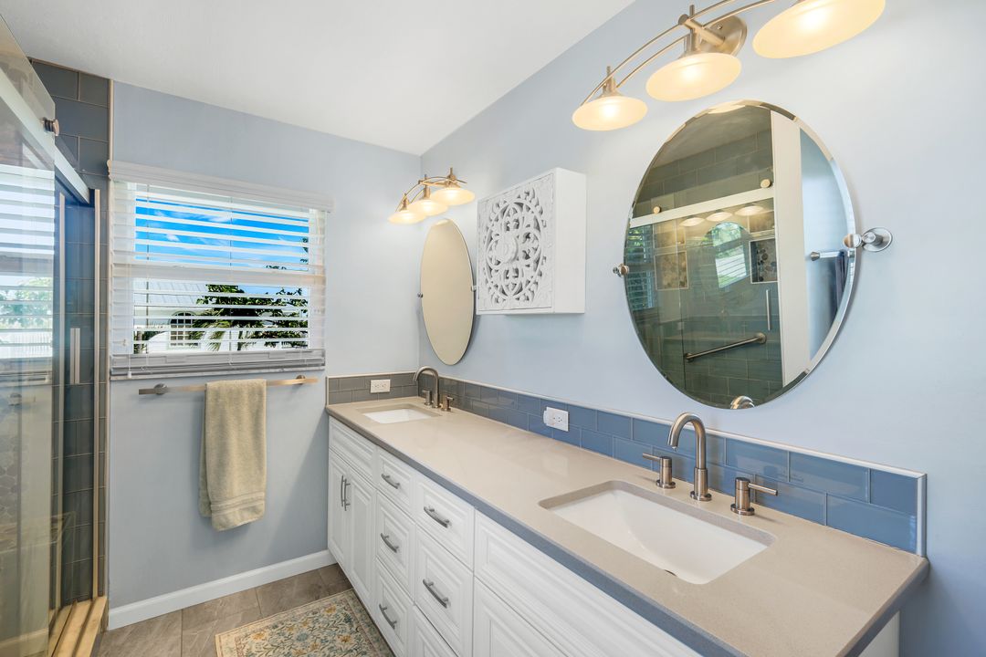 1417 Causey Ct, Sanibel, FL 33957