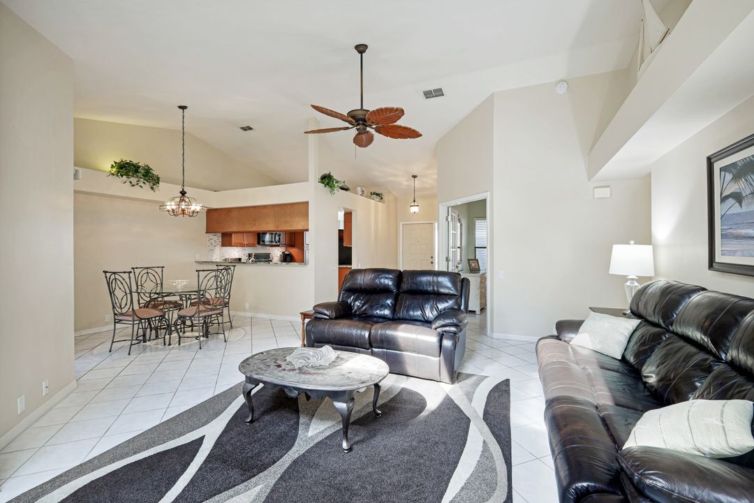 13226 Greywood Cir, Fort Myers, FL 33966