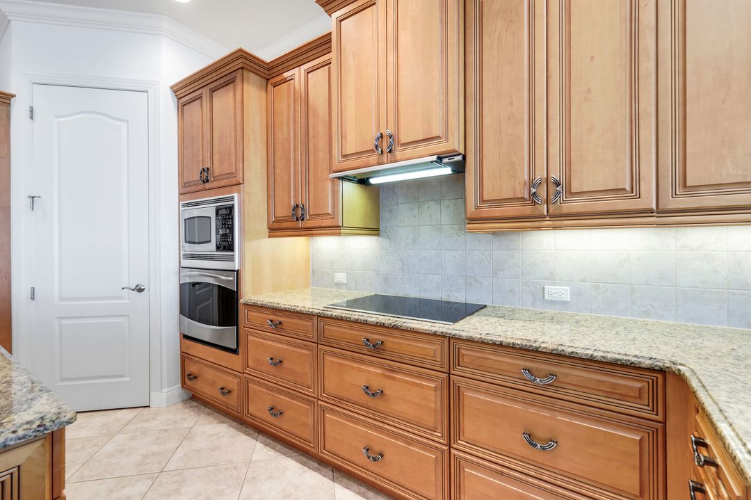 864 Magnolia Ct, Marco Island, FL 34145