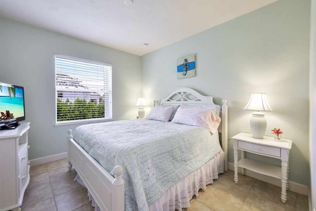 1416 Collingswood Ave, Marco Island, FL 34145