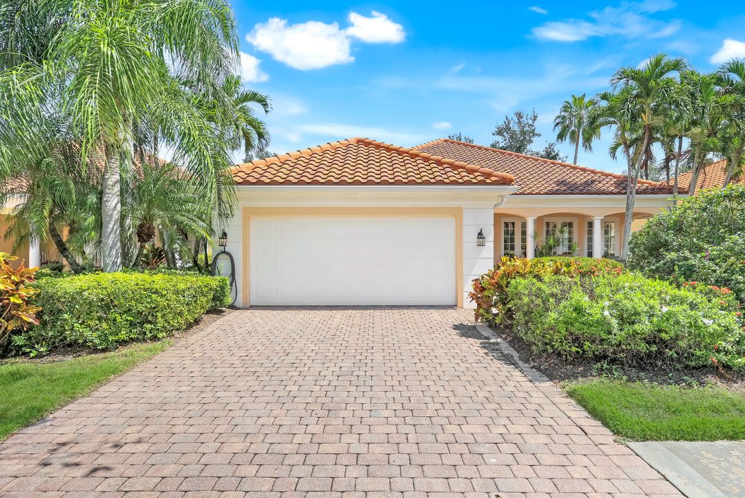 5129 Inagua Way, Naples, FL 34119