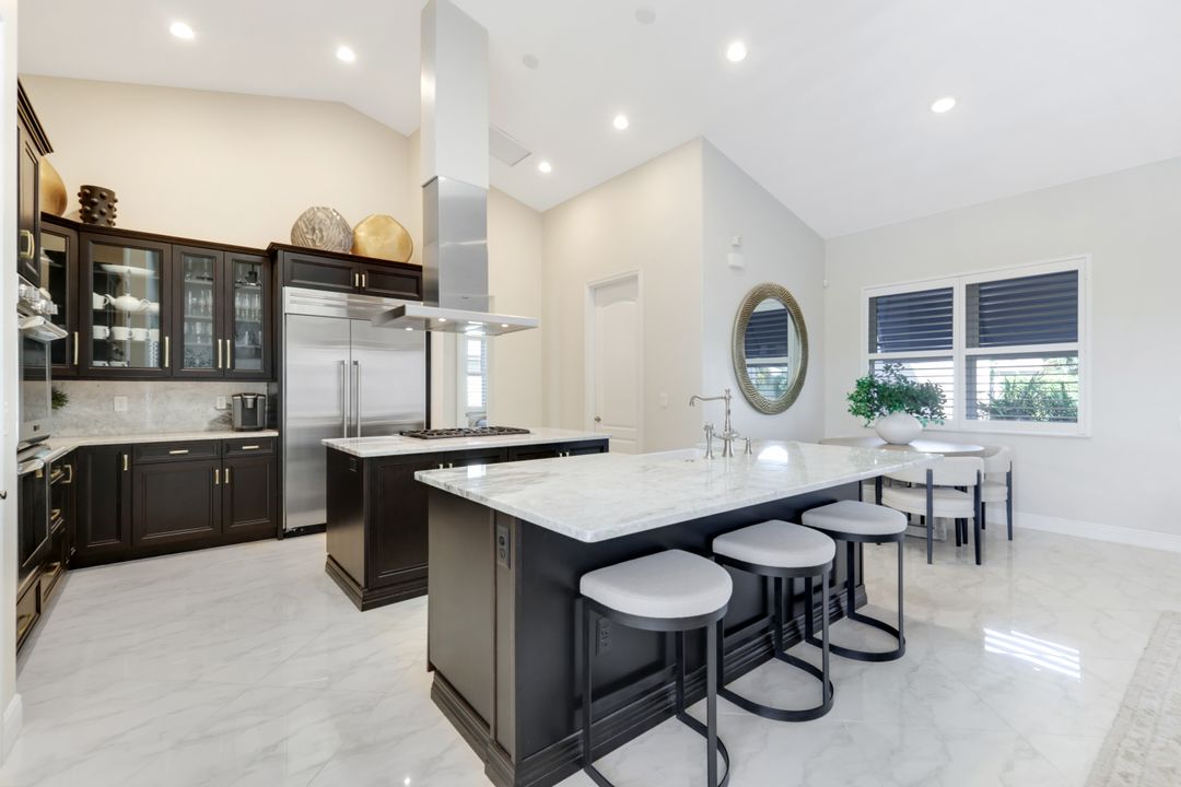 27080 Flamingo Dr, Bonita Springs, FL 34135