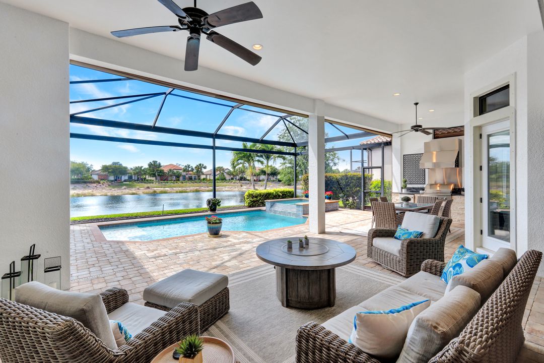 8675 Amour Ct, Naples, FL 34119