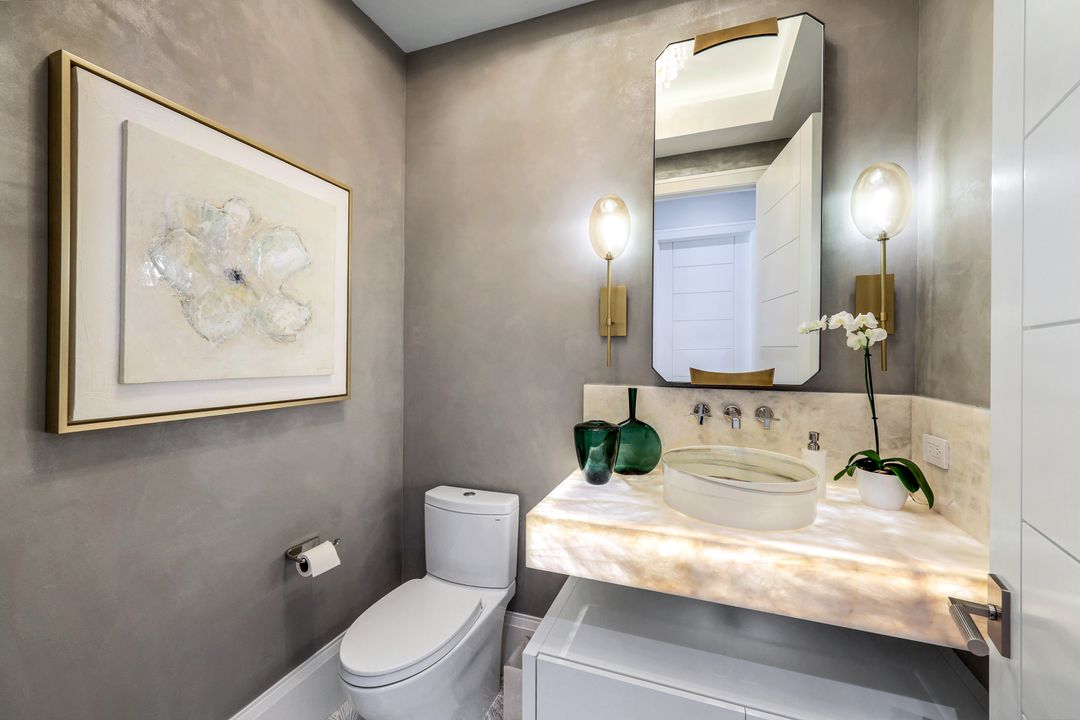 403 Neapolitan Way, Naples, FL 34103