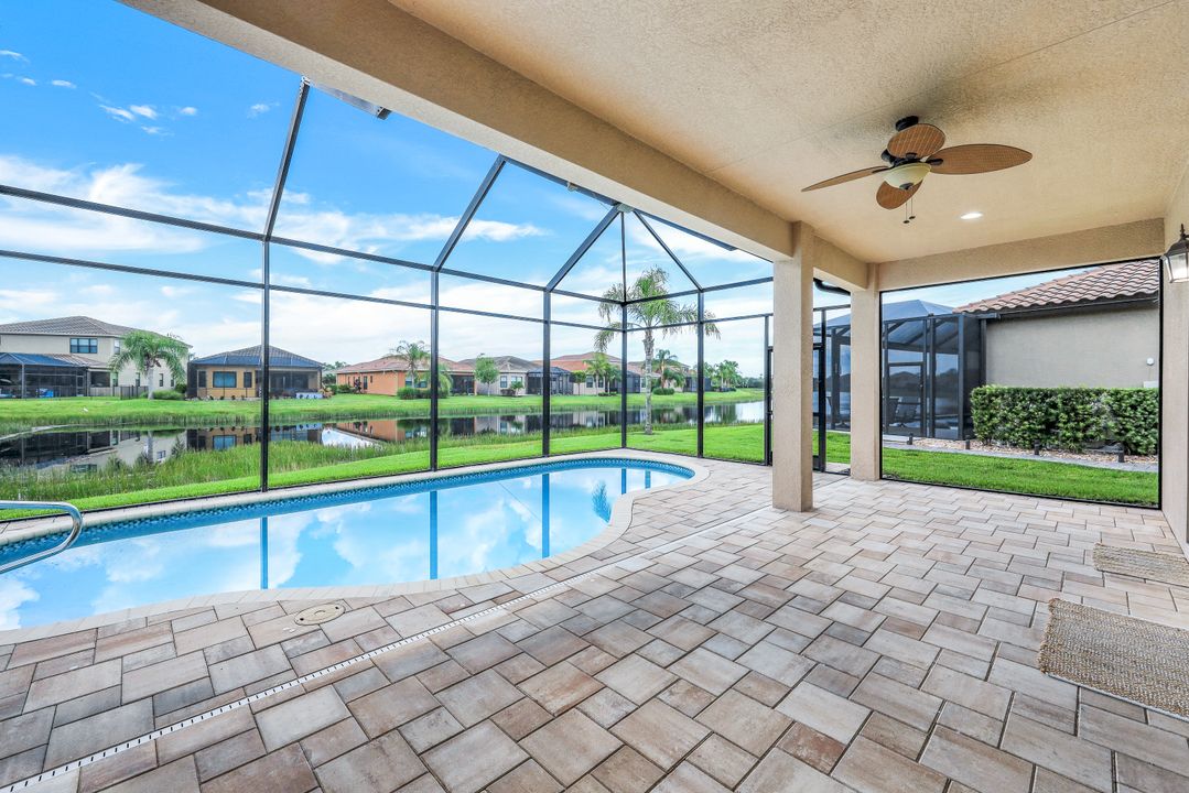 11532 Stonecreek Cir, Fort Myers, FL 33913