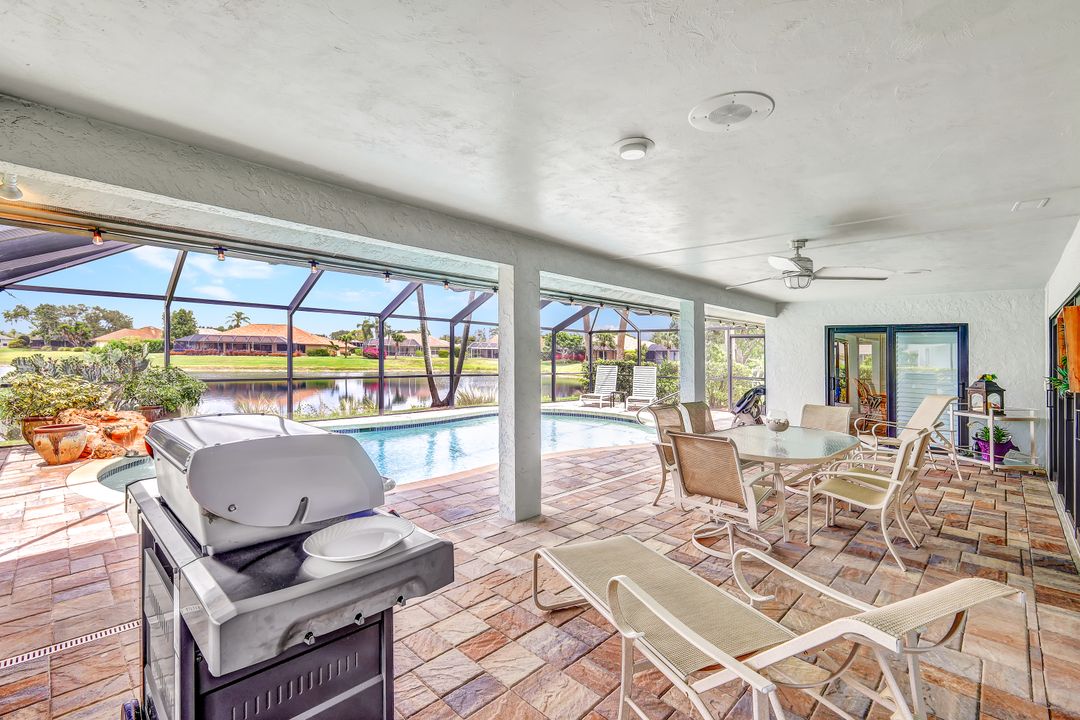 9534 Campbell Cir, Naples, FL 34109