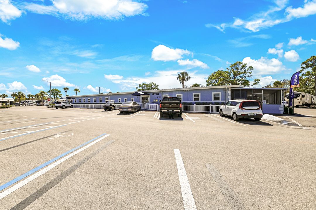 27570 Hoenie Dr, Bonita Springs, FL 34135