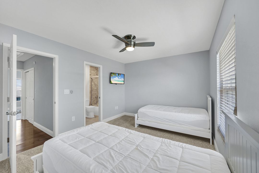 13 Marco Villas Dr, Marco Island, FL 34145