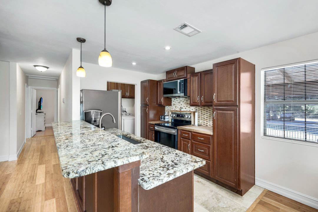 1720 Greenwood Ave, Lehigh Acres, FL 33972