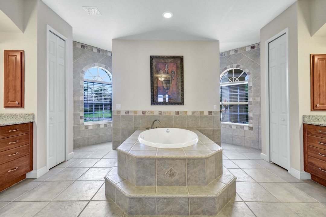 4130 SW 27th Ave, Cape Coral, FL 33914