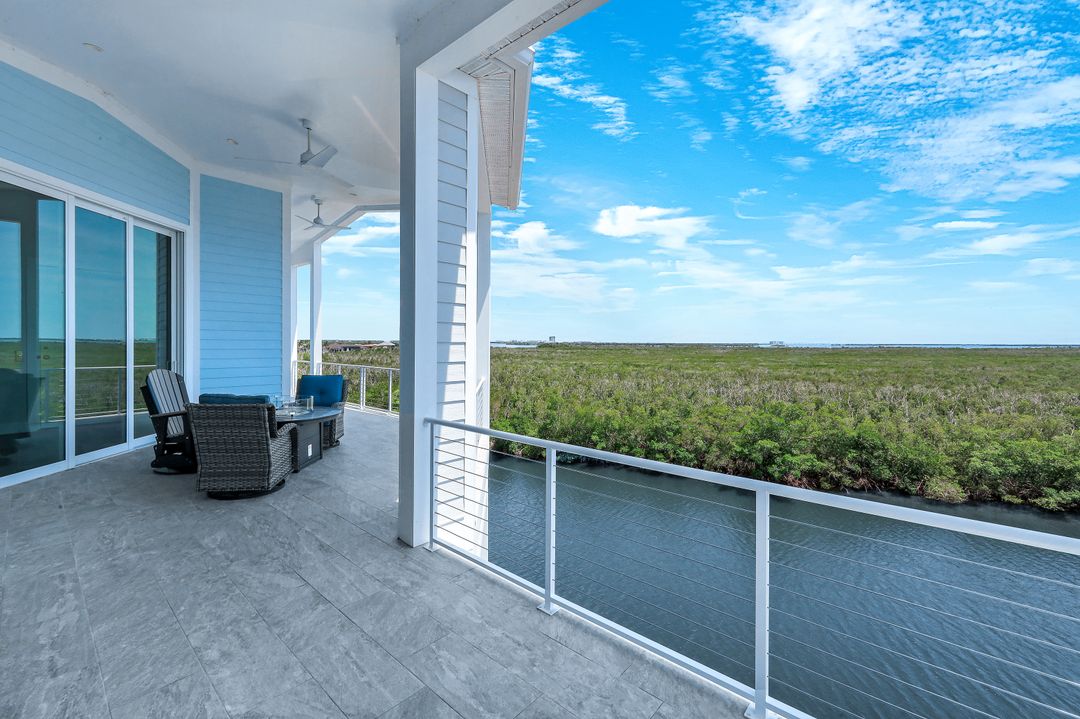 5826 Shell Cove Drive, Cape Coral, FL 33914