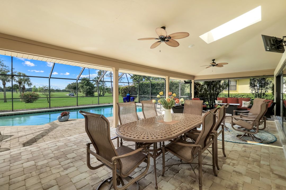 16902 Timberlakes Dr, Fort Myers, FL 33908