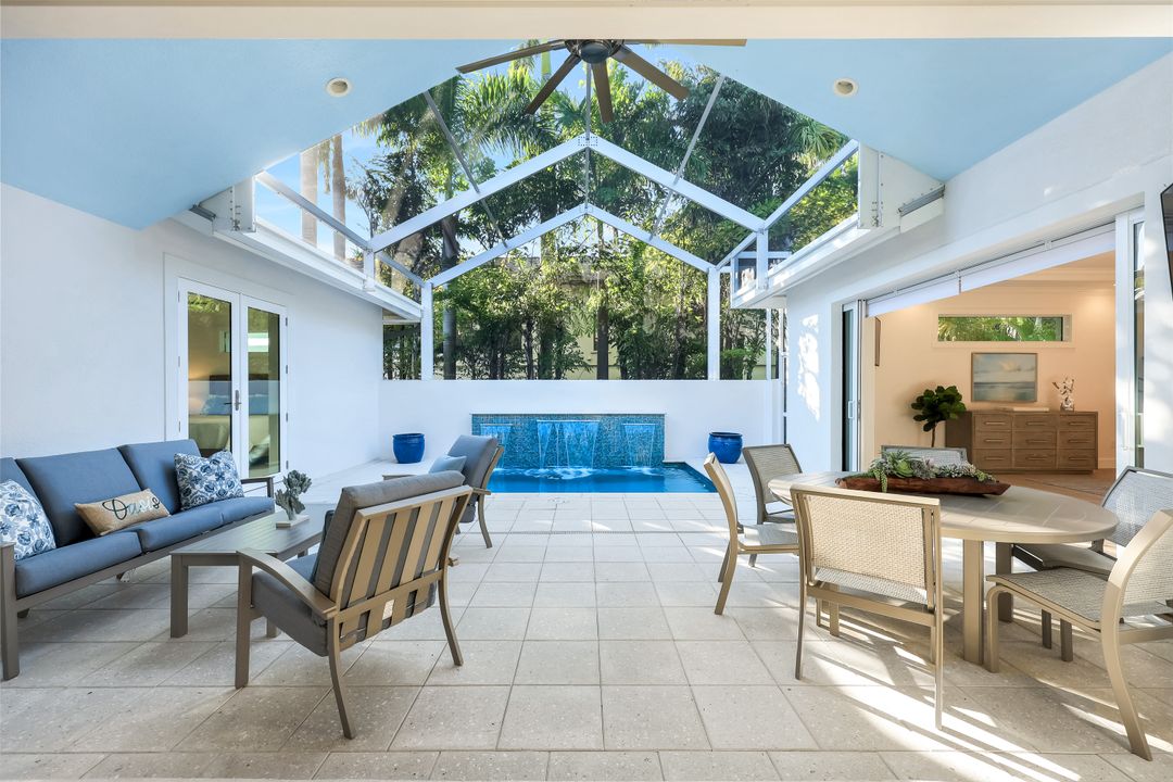 2100 Curtis St, Naples, FL 34112