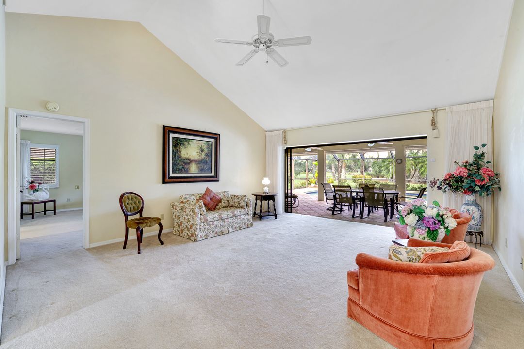 2007 Duke Dr, Naples, FL 34110