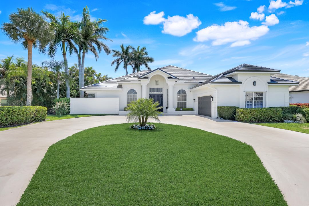 28901 Regis Ct, Bonita Springs, FL 34134
