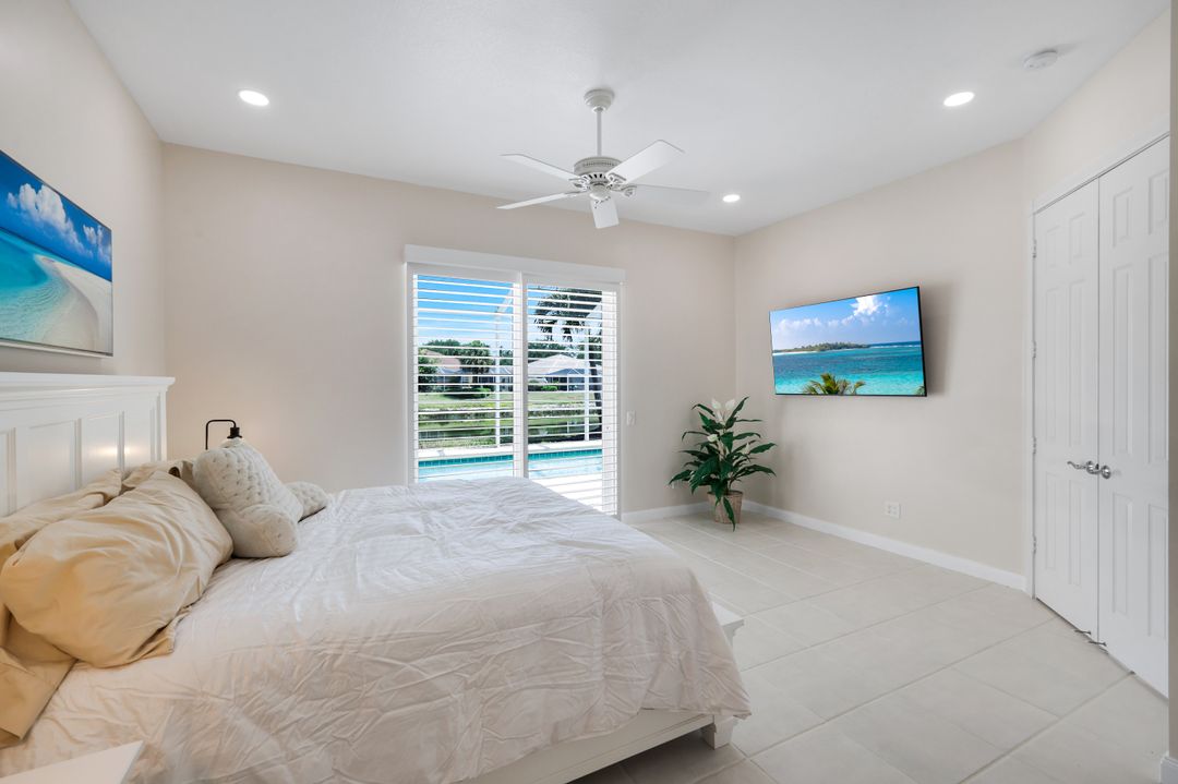 4024 Trinidad Way, Naples, FL 34119