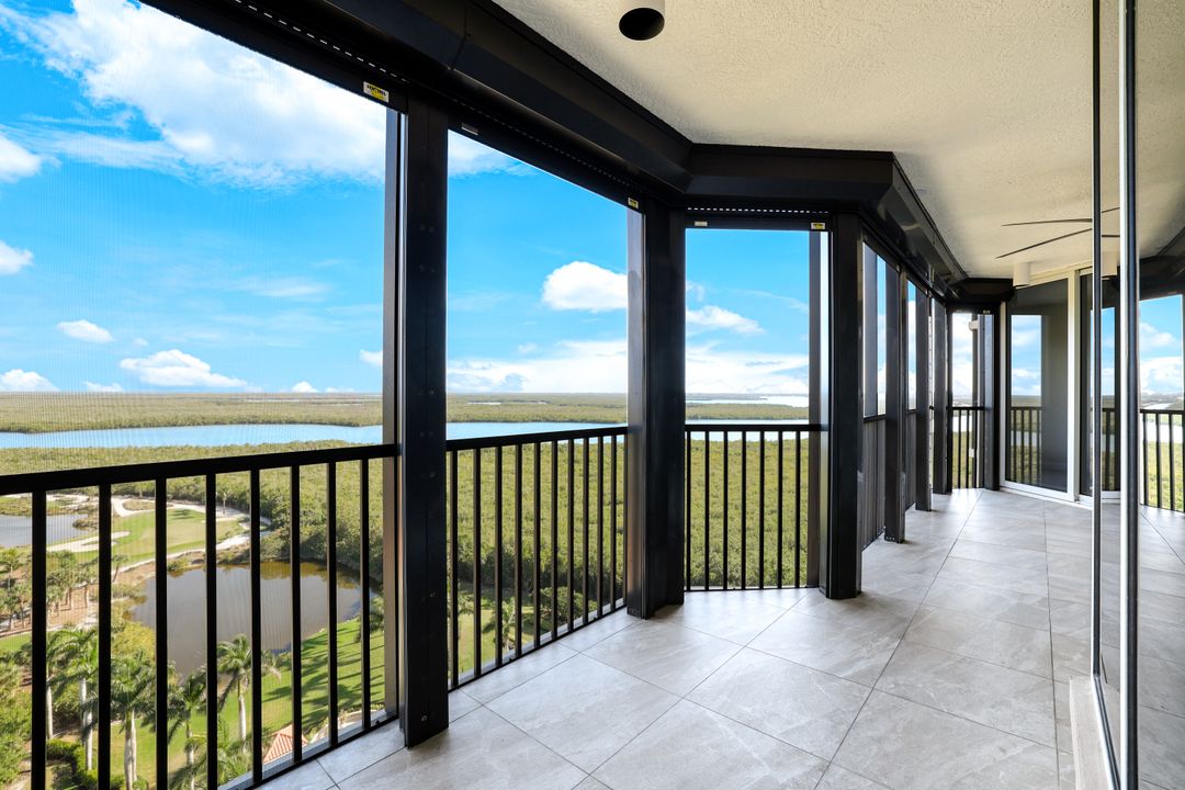 1060 Borghese Ln #1402, Naples, FL 34114